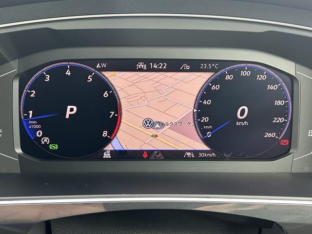 ティグアン ＴＳＩ　４モーション　Ｒライン　電動テールゲート　ナビゲーションシステム　アラウンドビューカメラ　ＡＣＣ　レーンチェンジアシストシステム　プリクラッシュブレーキシステム　マトリックスＬＥＤヘッドライト（32枚目）