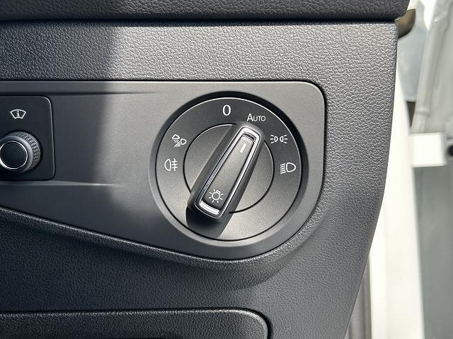 ティグアン ＴＳＩ　４モーション　Ｒライン　電動テールゲート　ナビゲーションシステム　アラウンドビューカメラ　ＡＣＣ　レーンチェンジアシストシステム　プリクラッシュブレーキシステム　マトリックスＬＥＤヘッドライト（41枚目）