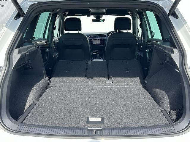 ティグアン ＴＳＩ　４モーション　Ｒライン　電動テールゲート　ナビゲーションシステム　アラウンドビューカメラ　ＡＣＣ　レーンチェンジアシストシステム　プリクラッシュブレーキシステム　マトリックスＬＥＤヘッドライト（49枚目）