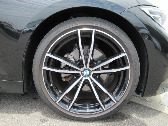 ３シリーズ ３２０ｄ　ｘＤｒｉｖｅ　Ｍスポーツ　１８ＡＷ／純正ＨＤＤナビゲーション／全方位カメラ／地デジ／純正前後ドライブレコーダー／シートヒーター／ワイヤレスチャージ／アップルカープレイ／ＡＣＣ／ワンオーナー（9枚目）