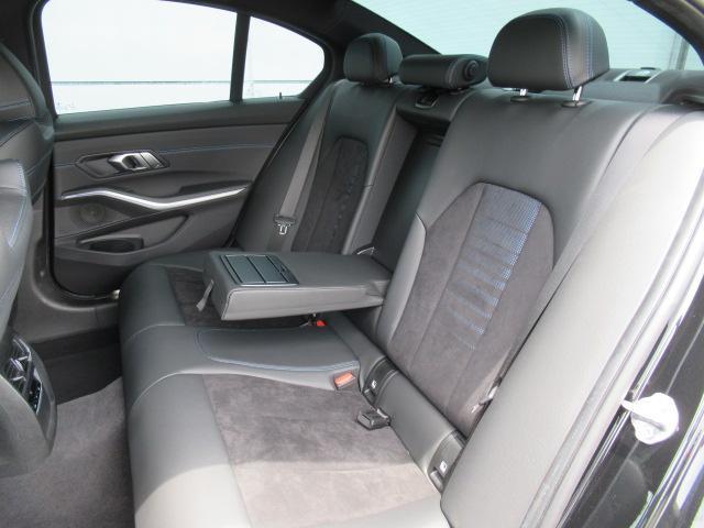 ３シリーズ ３２０ｄ　ｘＤｒｉｖｅ　Ｍスポーツ　１８ＡＷ／純正ＨＤＤナビゲーション／全方位カメラ／地デジ／純正前後ドライブレコーダー／シートヒーター／ワイヤレスチャージ／アップルカープレイ／ＡＣＣ／ワンオーナー（31枚目）