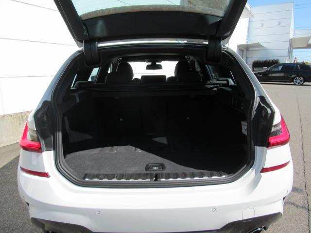 ３シリーズ ３２０ｄ　ｘＤｒｉｖｅツーリングＭスポツＥＤジョイ＋　１８ＡＷ／全方位カメラ／ＬＥＤヘッドライト／純正ナビゲーション／ＡＣＣ／電動リアゲート（8枚目）