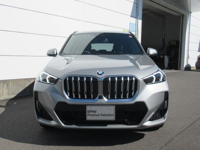 X1 sDrive 18i Mスポーツ 18AW/全方位カメラ/カーブドディスプレイナビ/ステアリングヒーター/ACC/禁煙/デモカー(2枚目)