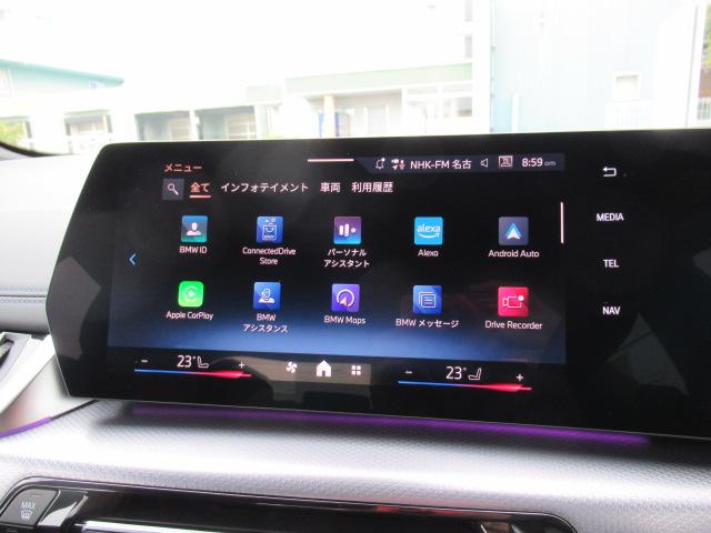 タッチパネルナビとなります。スマホのように使用できます。