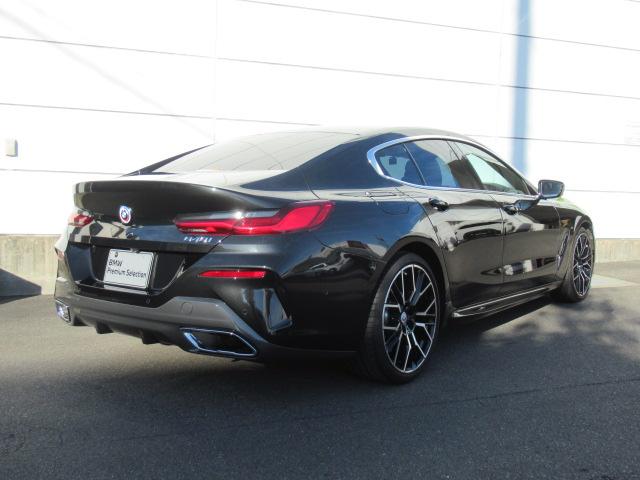 ８シリーズ ８４０ｉ　グランクーペ　エクスクルーシブ　Ｍスポーツ　赤／黒レザーシート／パノラマサンルーフ／２０インチホイール／レーザーライト／Ｆベンチレーションシート／ソフトクローズドア（7枚目）