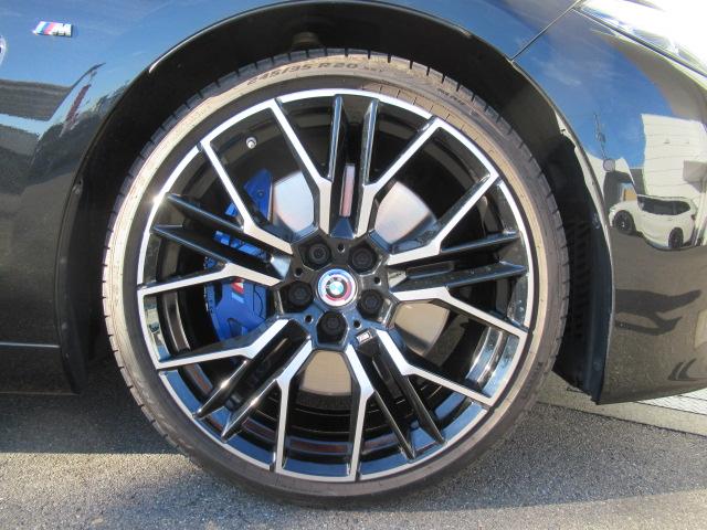 ８シリーズ ８４０ｉ　グランクーペ　エクスクルーシブ　Ｍスポーツ　赤／黒レザーシート／パノラマサンルーフ／２０インチホイール／レーザーライト／Ｆベンチレーションシート／ソフトクローズドア（16枚目）