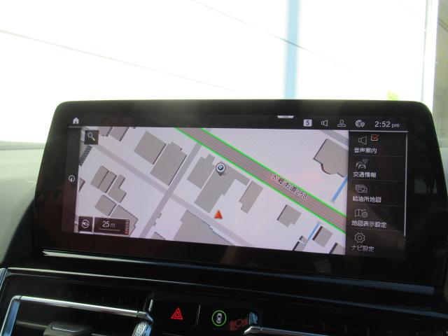 ８シリーズ ８４０ｉ　グランクーペ　エクスクルーシブ　Ｍスポーツ　赤／黒レザーシート／パノラマサンルーフ／２０インチホイール／レーザーライト／Ｆベンチレーションシート／ソフトクローズドア（18枚目）