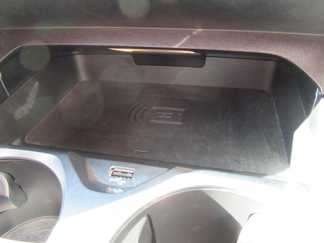 8シリーズ 840d xDrive グランクーペ Mスポーツ 赤/黒レザーシート/19インチホイール/全方位カメラ/純正TVチューナー/ベンチレーションシート/シートヒーター(40枚目)