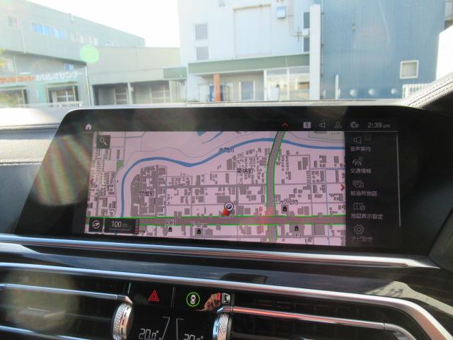 タッチパネル式のナビゲーションシステムで簡単操作可能です！