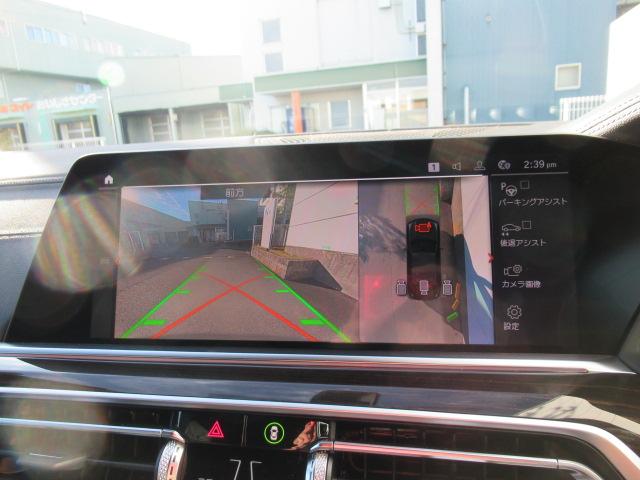 高画質の全方位カメラとなります。コーナーセンサー状況と並行して確認できます。