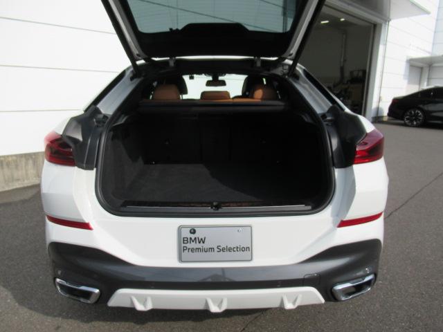 Ｘ６ ｘＤｒｉｖｅ　３５ｄ　Ｍスポーツ　コンフォートパッケージ／ガラスサンルーフ／２２インチホイール／プラスパッケージ／コニャックレザーシート（12枚目）
