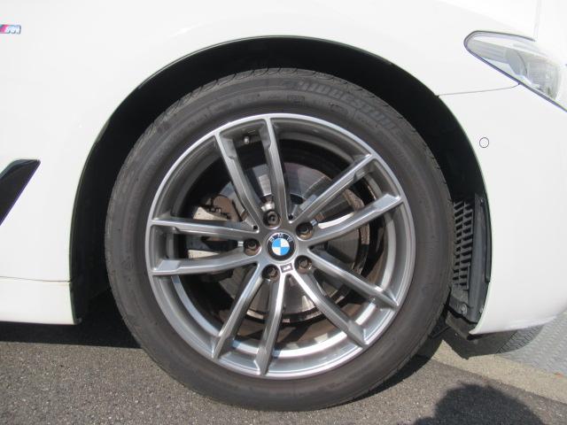 １８インチアロイホイールで迫力があります！