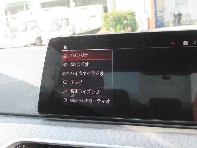 タッチパネルナビとなります。スマホのように使用できます。