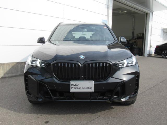 Ｘ５ ｘＤｒｉｖｅ　４０ｄ　Ｍスポーツ　フルレザーメリノシート／白レザー／パノラマガラスサンルーフ／２２インチホイール／Ｍスポーツブレーキ／クラフテッドガラスフィニッシュ（6枚目）