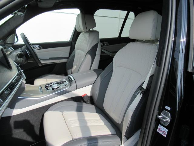 Ｘ５ ｘＤｒｉｖｅ　４０ｄ　Ｍスポーツ　フルレザーメリノシート／白レザー／パノラマガラスサンルーフ／２２インチホイール／Ｍスポーツブレーキ／クラフテッドガラスフィニッシュ（32枚目）