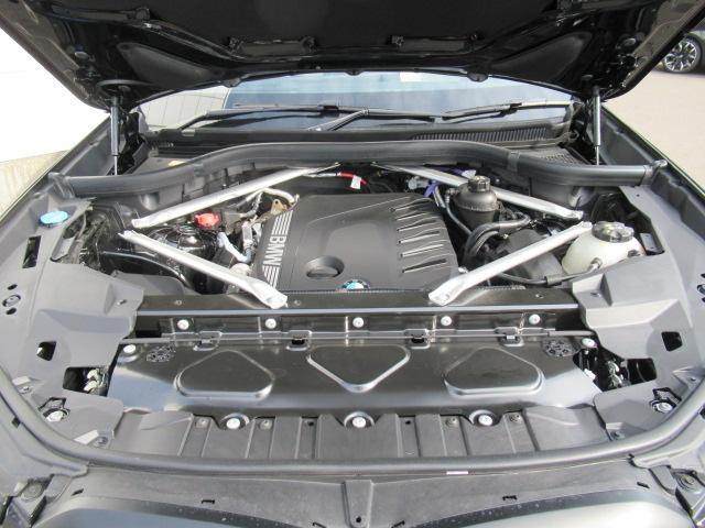 Ｘ５ ｘＤｒｉｖｅ　４０ｄ　Ｍスポーツ　フルレザーメリノシート／白レザー／パノラマガラスサンルーフ／２２インチホイール／Ｍスポーツブレーキ／クラフテッドガラスフィニッシュ（50枚目）