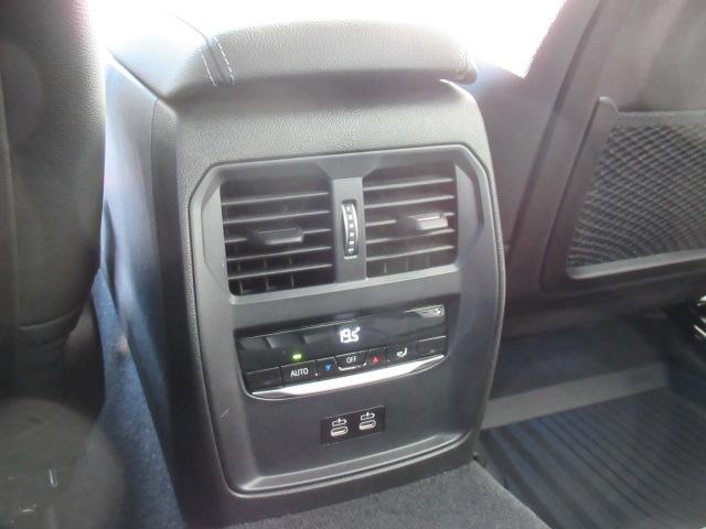 ���A�Ȃɂ̓^�C�v�b�̂t�r�a�|�[�g���������܂��B