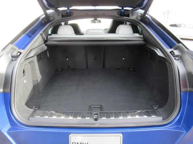 Ｘ６ Ｍ ファースト・エディション　修復歴あり／世界限定２５０台／日本限定５台／専用フローズン塗装／コンペティションパッケージ／レザーシート／純正ナビゲーション／全方位カメラ（9枚目）