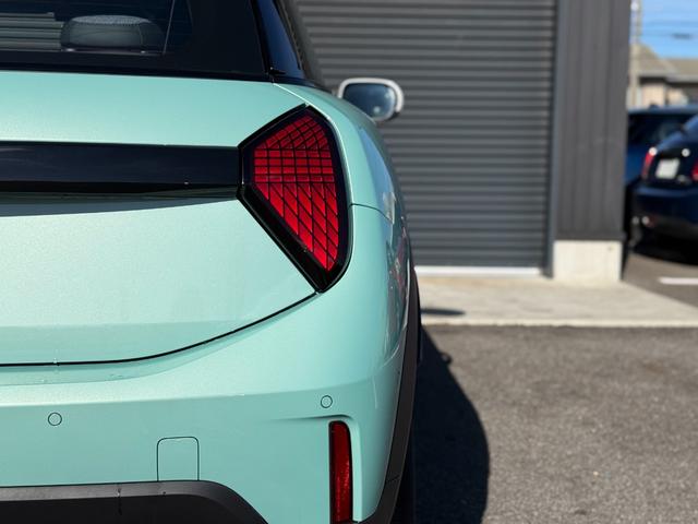 MINI クーパーC クラシック・トリム 16AW クラシックトリム 純正ナビ バックカメラ シートヒーター パーキングアシスト コンフォートアクセス デモカー使用 禁煙(13枚目)