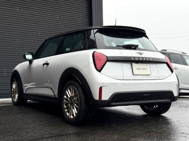 MINI クーパーS フェイバード・トリム フェイバードトリム 17AW 純正ナビ Bカメラ ACC シートヒーター(10枚目)