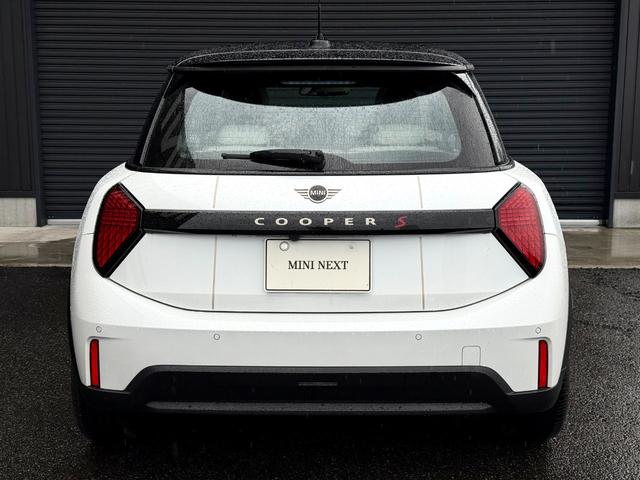 MINI クーパーS フェイバード・トリム フェイバードトリム 17AW 純正ナビ Bカメラ ACC シートヒーター(11枚目)