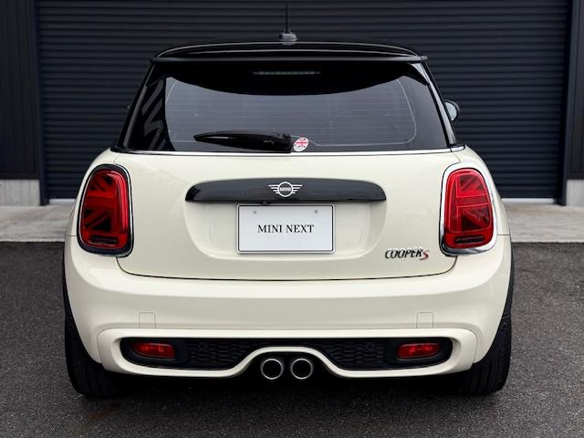 MINI クーパーS 17AW ペッパーホワイト モルトブラウンレザーシート クーパーS Bカメラ+PDC シートヒーター ACC LEDヘッドライト ワンオーナー 禁煙 認定中古車(12枚目)