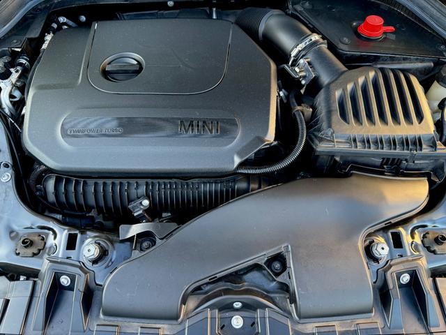 MINI クーパーS 17AW ペッパーホワイト モルトブラウンレザーシート クーパーS Bカメラ+PDC シートヒーター ACC LEDヘッドライト ワンオーナー 禁煙 認定中古車(37枚目)
