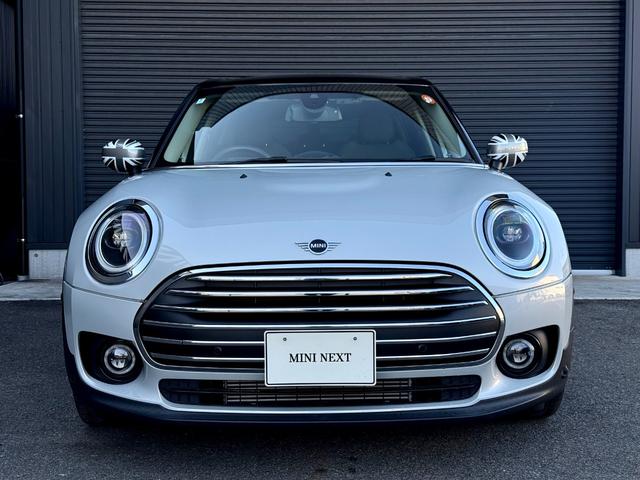 ＭＩＮＩ クーパーＤ　クラブマン　クラシック・トリム　１７ＡＷ　ホワイトシルバー　純ナビ　クルーズコントロール　Ｂカメラ＋前後ＰＤＣ　ＬＥＤヘッドライト　シートヒーター　スポーツシート　ディーゼル　ワンオーナー　禁煙　認定中古車　２年保証（8枚目）