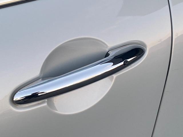 ＭＩＮＩ クーパーＤ　クラブマン　クラシック・トリム　１７ＡＷ　ホワイトシルバー　純ナビ　クルーズコントロール　Ｂカメラ＋前後ＰＤＣ　ＬＥＤヘッドライト　シートヒーター　スポーツシート　ディーゼル　ワンオーナー　禁煙　認定中古車　２年保証（12枚目）