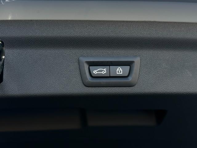 ＭＩＮＩ クーパーＤ　クロスオーバー　クラシック・トリム　１８ＡＷ　ホワイトシルバー　純ナビ　電動リアゲート　ＡＣＣ　Ｂカメラ＋前後ＰＤＣ　スポーツシート　ＬＥＤ　ディーゼル　スポーツシート　禁煙　ワンオーナー　認定中古車　２年保証（21枚目）