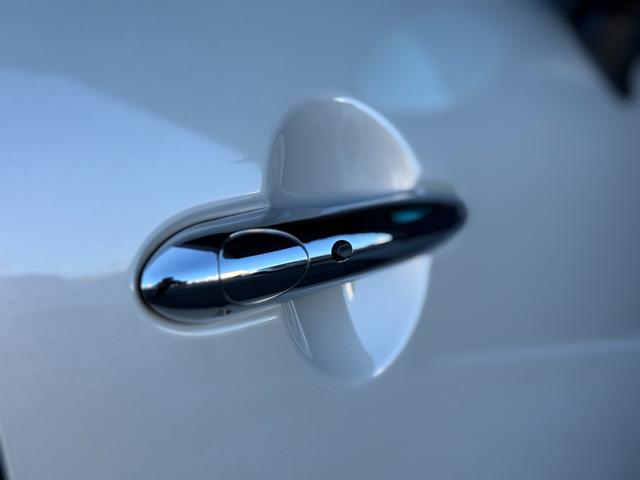 ＭＩＮＩ クーパーＤ　クロスオーバー　クラシック・トリム　１８ＡＷ　ホワイトシルバー　純ナビ　電動リアゲート　ＡＣＣ　Ｂカメラ＋前後ＰＤＣ　スポーツシート　ＬＥＤ　ディーゼル　スポーツシート　禁煙　ワンオーナー　認定中古車　２年保証（24枚目）