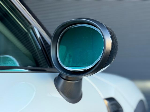 ＭＩＮＩ クーパーＤ　クロスオーバー　クラシック・トリム　１８ＡＷ　ホワイトシルバー　純ナビ　電動リアゲート　ＡＣＣ　Ｂカメラ＋前後ＰＤＣ　スポーツシート　ＬＥＤ　ディーゼル　スポーツシート　禁煙　ワンオーナー　認定中古車　２年保証（25枚目）