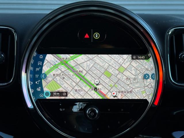 ＭＩＮＩ クーパーＤ　クロスオーバー　クラシック・トリム　１８ＡＷ　ホワイトシルバー　純ナビ　電動リアゲート　ＡＣＣ　Ｂカメラ＋前後ＰＤＣ　スポーツシート　ＬＥＤ　ディーゼル　スポーツシート　禁煙　ワンオーナー　認定中古車　２年保証（35枚目）