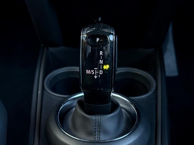 ＭＩＮＩ クーパーＤ　クロスオーバー　クラシック・トリム　１８ＡＷ　ホワイトシルバー　純ナビ　電動リアゲート　ＡＣＣ　Ｂカメラ＋前後ＰＤＣ　スポーツシート　ＬＥＤ　ディーゼル　スポーツシート　禁煙　ワンオーナー　認定中古車　２年保証（39枚目）