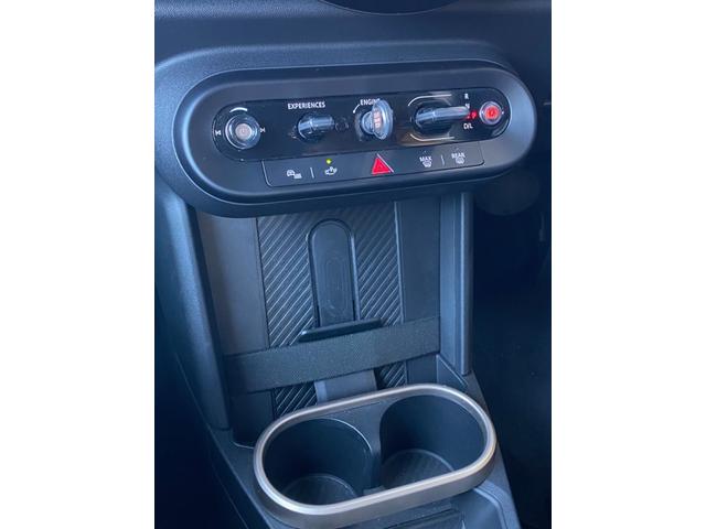 ＭＩＮＩ クーパーＣ　クラシック・トリム　１７ＡＷ　クラシックトリム　ＬＥＤヘッドライトオートハイビーム　バックカメラ＋ＰＤＣ　アシストブレーキ　ブラインドスポットモニター　ハンドルヒーター　シートヒーター　ＡＣＣ　ワンオーナー禁煙　２年保証（24枚目）