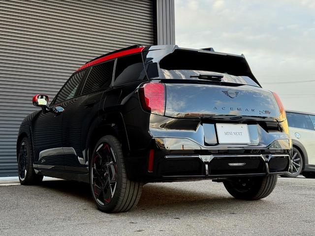 ＭＩＮＩ ＪＣＷ　エースマンＥ　ジョンクーパーワークス・トリム　１９ＡＷ　ＪＣＷエアロ　ＪＣＷトリム　純正ナビＡＲ　ＡＣＣ　バックカメラ　３Ｄカメラ　パノラマガラスルーム※無可動　電動シート　ハーマンカードン（14枚目）