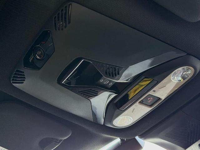 ＭＩＮＩ ＪＣＷ　エースマンＥ　ジョンクーパーワークス・トリム　１９ＡＷ　ＪＣＷエアロ　ＪＣＷトリム　純正ナビＡＲ　ＡＣＣ　バックカメラ　３Ｄカメラ　パノラマガラスルーム※無可動　電動シート　ハーマンカードン（50枚目）