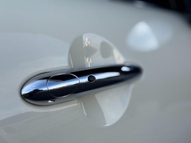 ＭＩＮＩ クーパーＤ　５ドア　１５ＡＷ　純正ナビ　バックカメラ　パーキングアシスト　コンフォートアクセス　ＬＥＤヘッドライト　ペッパーホワイト　ワンオーナー　禁煙　認定中古車（21枚目）