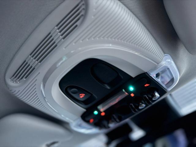 ＭＩＮＩ クーパーＳＤ　１７ＡＷ　純正ナビ　バックカメラ　コンフォートアクセス　前後障害物センサー　パーキングアシスト　スターライトブルー　禁煙　ワンオーナー　ＭＩＮＩ中古車保証付き（43枚目）