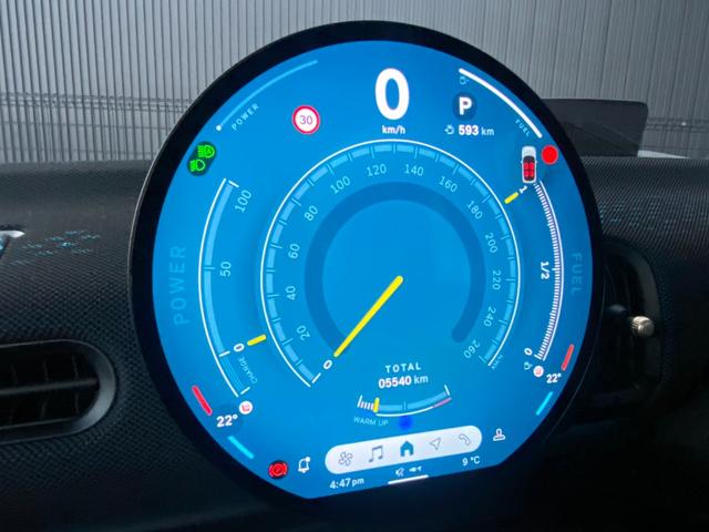 ＭＩＮＩ クーパーＣ　クラシック・トリム　１６ＡＷ　クラシックトリム　ＡＣＣ　ドライバーアシストプラス　オーシャンウェーブグリーン　シートヒーター　ハンドルヒーター　弊社使用レンタアップ　禁煙　　認定中古車（29枚目）