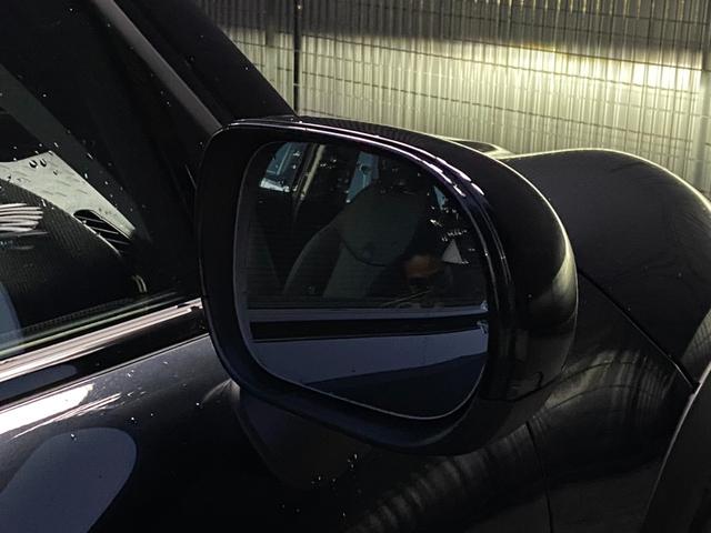 ＭＩＮＩ クーパーＣ　クラシック・トリム　１７ＡＷ　レジェンドグレー　ＡＣＣ　ドライバーアシストプラス　シートヒーター　ハンドルヒーター　ＬＥＤヘッドライト　オートハイビーム　禁煙　弊社使用レンタアップ　認定中高車（13枚目）