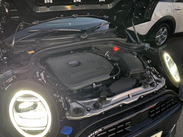 ＭＩＮＩ クーパーＣ　クラシック・トリム　１７ＡＷ　レジェンドグレー　ＡＣＣ　ドライバーアシストプラス　シートヒーター　ハンドルヒーター　ＬＥＤヘッドライト　オートハイビーム　禁煙　弊社使用レンタアップ　認定中高車（30枚目）