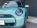 ＭＩＮＩ クーパーＣ　クラシック・トリム　１６ＡＷ　クラシックトリム　ＡＣＣ　ドライバーアシストプラス　オーシャンウェーブグリーン　シートヒーター　ハンドルヒーター　弊社使用レンタアップ　禁煙　　認定中古車（8枚目）