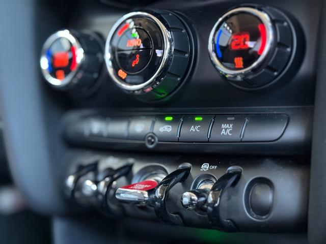 ＭＩＮＩ クーパー　ワンオーナー・ＨＤＤナビ・バックカメラ・ＥＴＣ車載器・コンフォートアクセス・ＬＥＤヘッドライト・１５ＡＷ・禁煙車・認定中古車（32枚目）