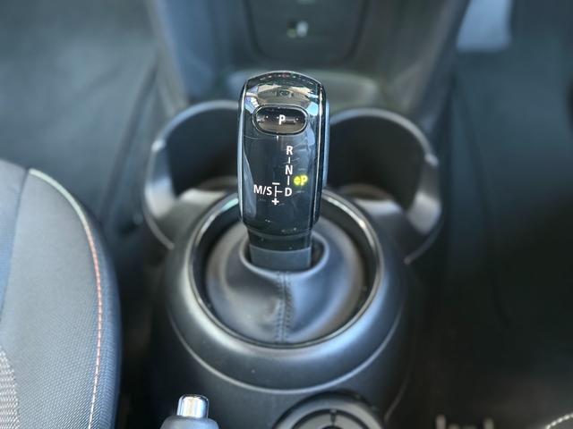 ＭＩＮＩ クーパー　ワンオーナー・ＨＤＤナビ・バックカメラ・ＥＴＣ車載器・コンフォートアクセス・ＬＥＤヘッドライト・１５ＡＷ・禁煙車・認定中古車（33枚目）