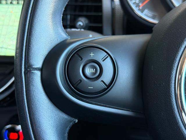 ＭＩＮＩ クーパー　ワンオーナー・ＨＤＤナビ・バックカメラ・ＥＴＣ車載器・コンフォートアクセス・ＬＥＤヘッドライト・１５ＡＷ・禁煙車・認定中古車（36枚目）