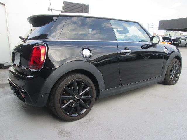 MINI クーパーS ワンオーナー HDDナビ アクティブクルーズコントロール リヤビューカメラ 前後ドライブレコーダー 純正ブラックアルミホイール ETC2.0 認定中古車(12枚目)