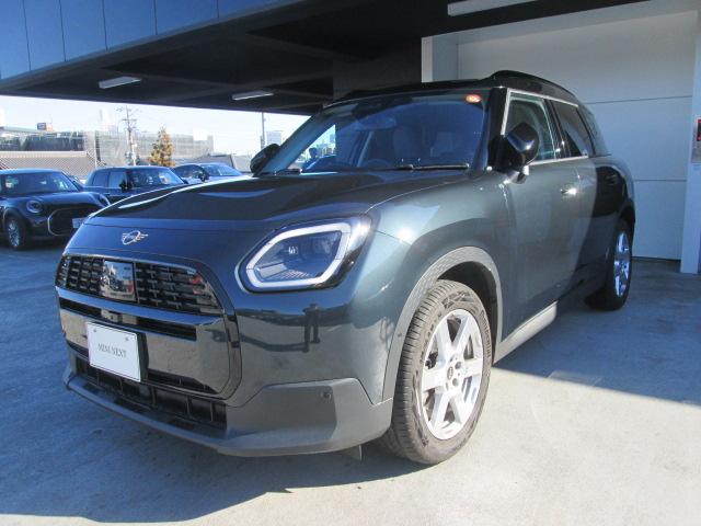 ＭＩＮＩ カントリーマンＤ　クラシック・トリム　弊社レンタカーＵＰ　レジェンドグレー　Ｍパッケージ　ハーマンカードンスピーカー　フロントシートヒーター　ステアリングヒーター　プライバシーガラス　認定中古車（7枚目）