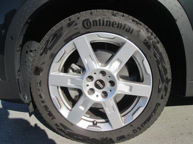 ＭＩＮＩ カントリーマンＤ　クラシック・トリム　弊社レンタカーＵＰ　レジェンドグレー　Ｍパッケージ　ハーマンカードンスピーカー　フロントシートヒーター　ステアリングヒーター　プライバシーガラス　認定中古車（14枚目）