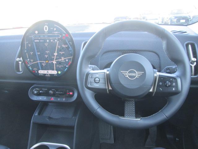 ＭＩＮＩ カントリーマンＤ　クラシック・トリム　弊社レンタカーＵＰ　レジェンドグレー　Ｍパッケージ　ハーマンカードンスピーカー　フロントシートヒーター　ステアリングヒーター　プライバシーガラス　認定中古車（34枚目）